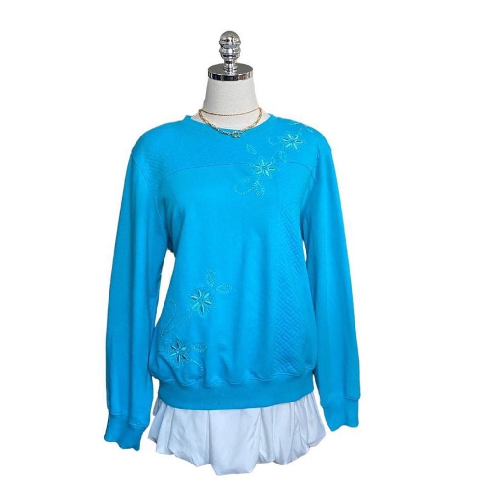 Alfred Dunner VTG blue floral embroidery sweater